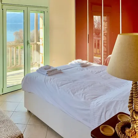 Cymothoe Villa Chiliadou (Fokida)
